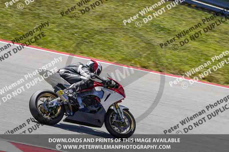 motorbikes;no limits;peter wileman photography;portimao;portugal;trackday digital images